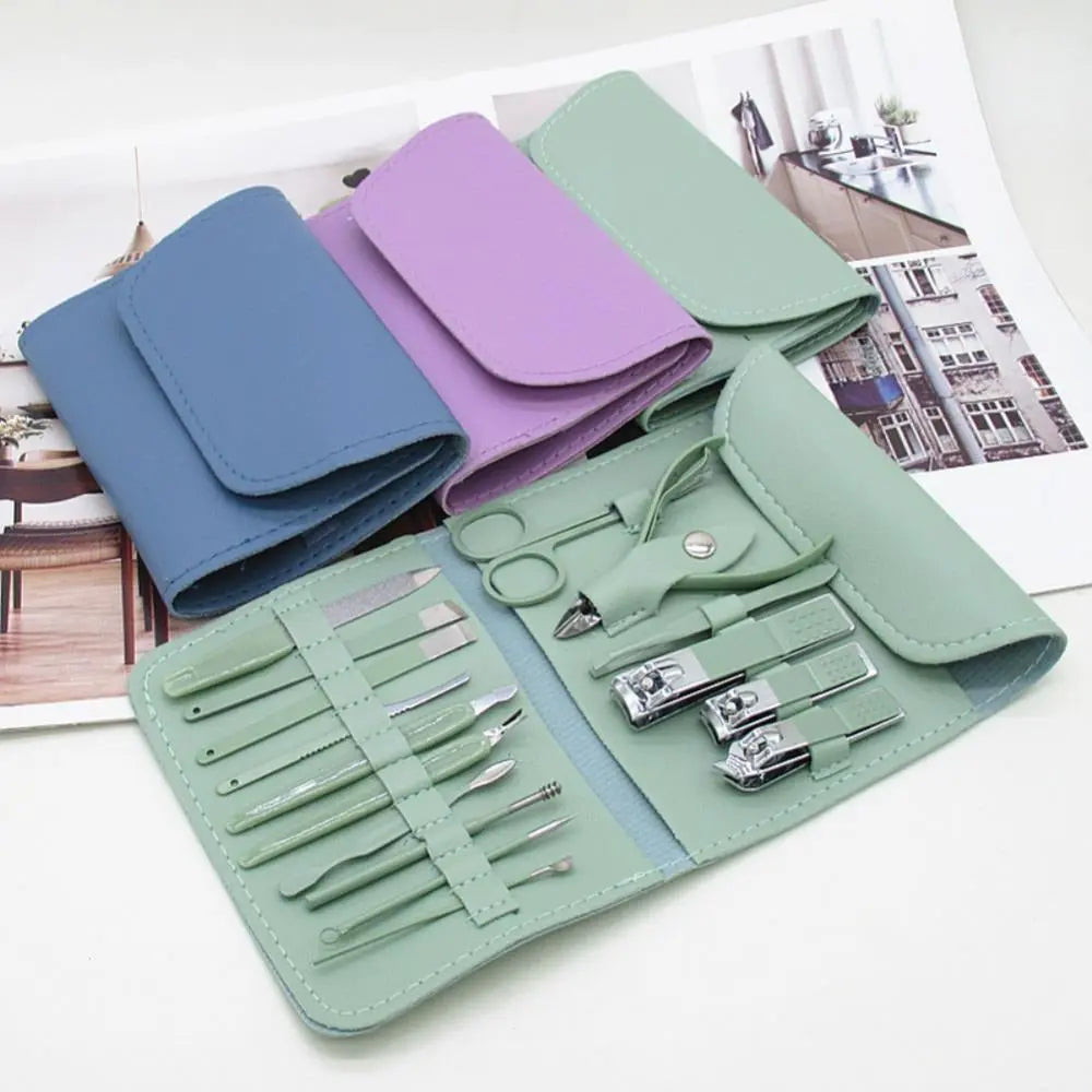 Premium 16-Piece Nail Care Kit Techni Product