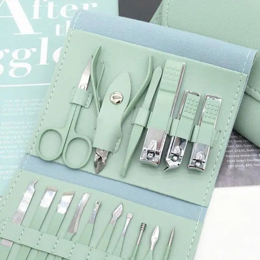 Premium 16-Piece Nail Care Kit Techni Product