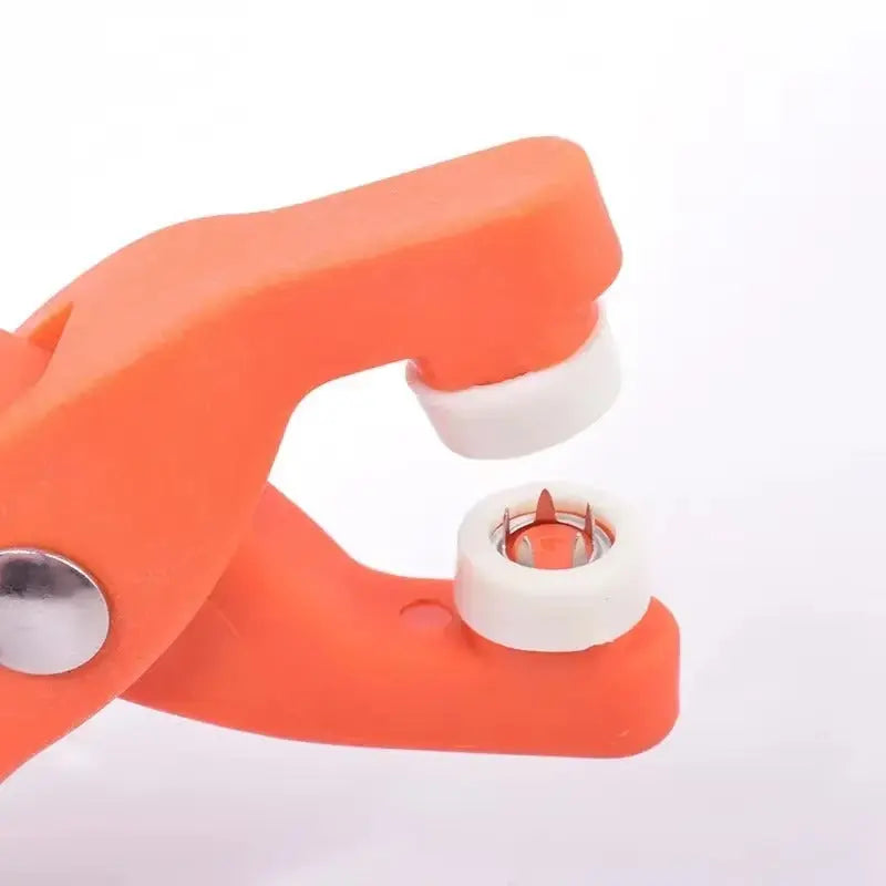 Plier Tool with 50 Metal Snap Buttons Kit Techni Product